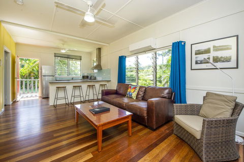 Kooyong Apartment 1 - Accommodation Gladstone 1