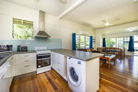 Kooyong Apartment 1 - Accommodation Gladstone 3