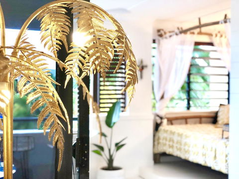 NOMAD - Luxe Apartment - Accommodation Gladstone 36