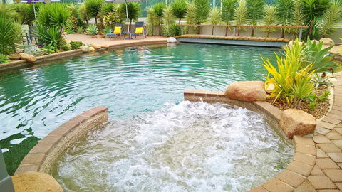 Island Leisure Resort - Accommodation Gladstone 6