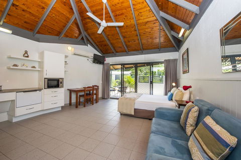 Island Leisure Resort - Accommodation Gladstone 14