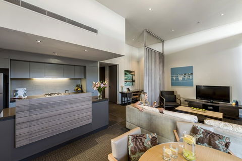 Oaks Redcliffe Mon Komo Suites - Accommodation Gladstone 20