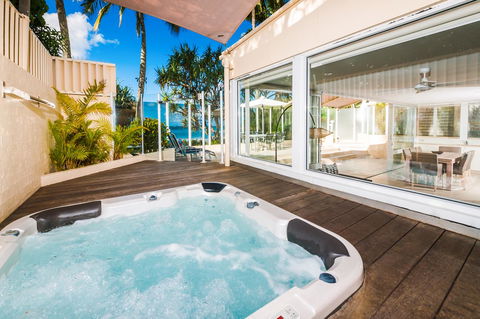 Netanya Noosa Beachfront Resort - Accommodation Gladstone 28