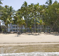 Agincourt Beachfront Apartments - Accommodation Gladstone