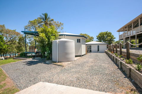 Sunset Cabins 1770 - Accommodation Gladstone 7