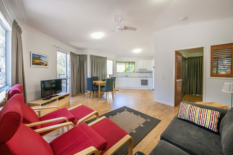 Sunset Cabins 1770 - Accommodation Gladstone 5