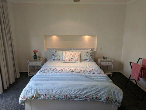 Sobraon ST - Accommodation Gladstone 0