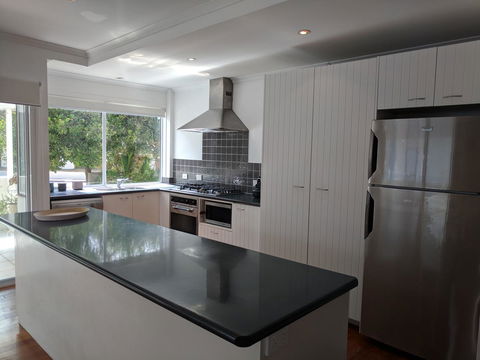 Sobraon ST - Accommodation Gladstone 9