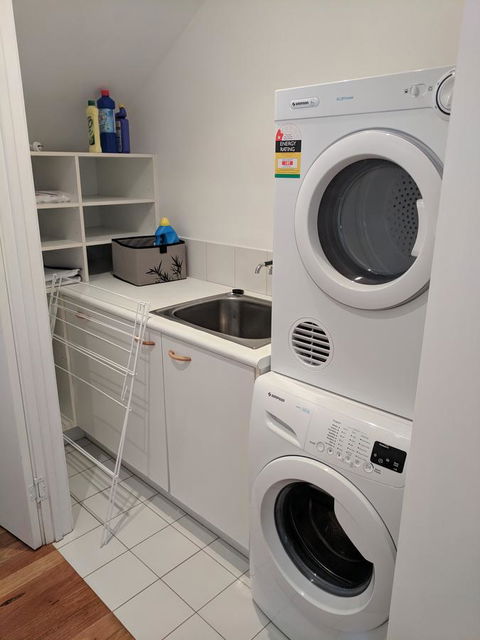 Sobraon ST - Accommodation Gladstone 11