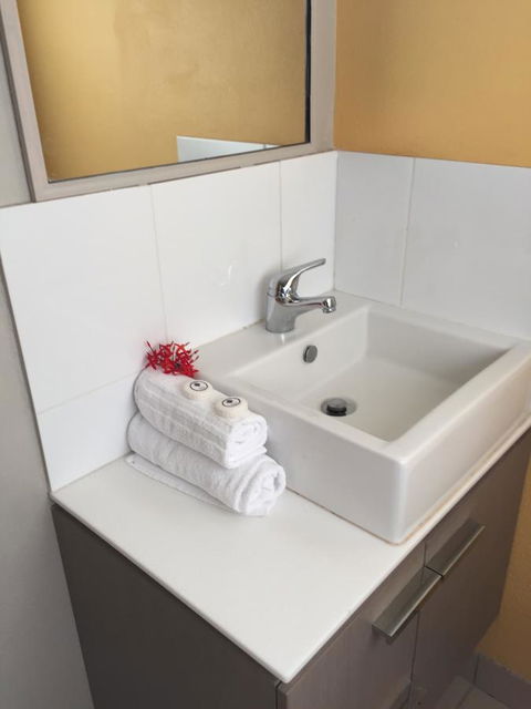 Serenity - Accommodation Gladstone 3