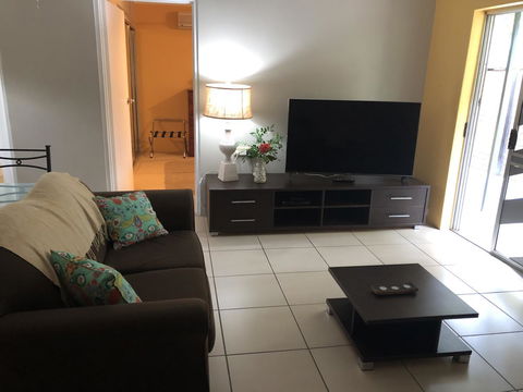 Serenity - Accommodation Gladstone 8