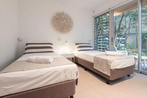 The Hastings Beach Houses - Accommodation Gladstone 26