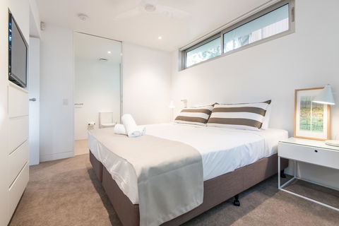 The Hastings Beach Houses - Accommodation Gladstone 22