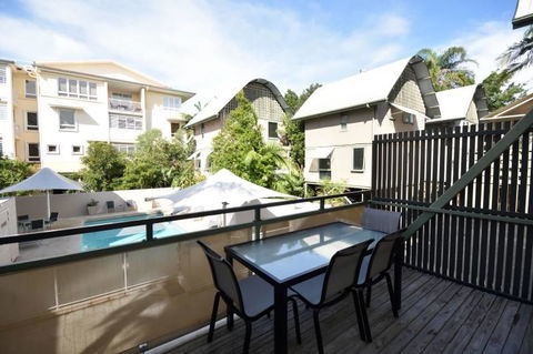 The Hastings Beach Houses - Accommodation Gladstone 11
