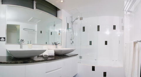 Poinciana 112 - Accommodation Gladstone 11