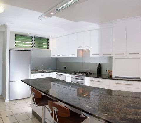 Poinciana 112 - Accommodation Gladstone 13
