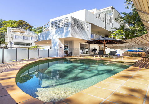 The Cove Noosa - Accommodation Gladstone 40