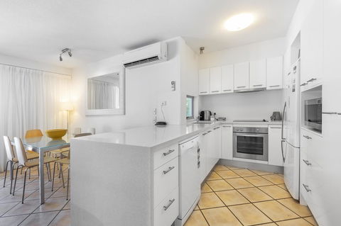 The Cove Noosa - Accommodation Gladstone 9