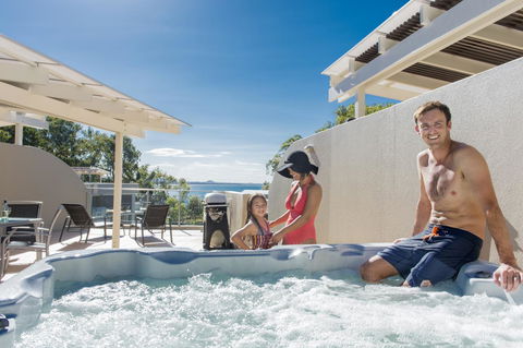 The Cove Noosa - Accommodation Gladstone 25