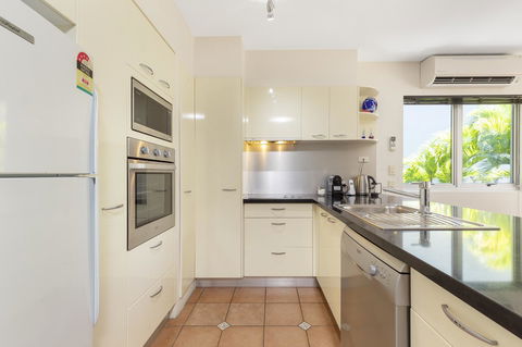 The Cove Noosa - Accommodation Gladstone 5