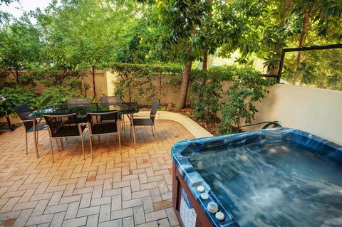 Nautilus Resort Mooloolaba - Accommodation Gladstone 5