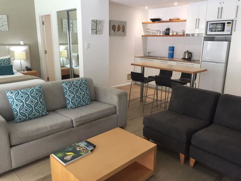 Portsea 26 - Accommodation Gladstone 22