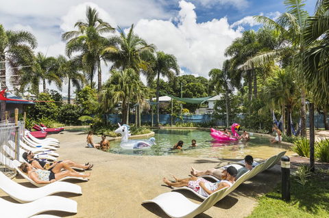 Summer House Cairns - Accommodation Gladstone 1