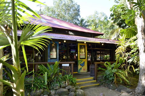 PK\'s Jungle Village - Accommodation Gladstone 14