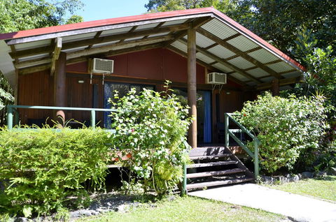PK\'s Jungle Village - Accommodation Gladstone 9