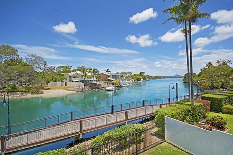Jacaranda Noosa - Accommodation Gladstone 8