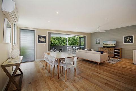 Jacaranda Noosa - Accommodation Gladstone 21