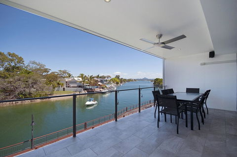 Jacaranda Noosa - Accommodation Gladstone 5