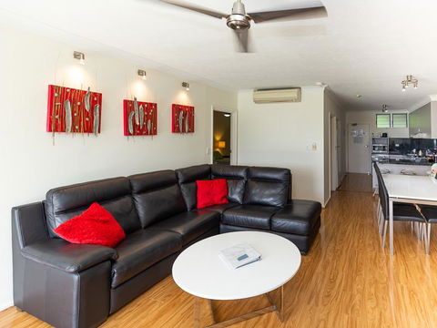 Beach Lodges - Accommodation Gladstone 32