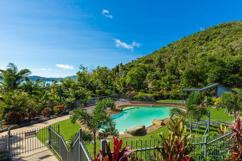 Beach Lodges - Accommodation Gladstone 1