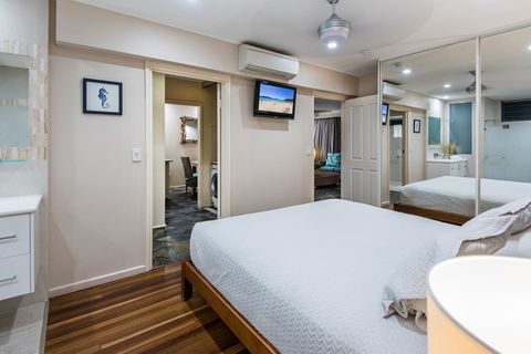 Beach Lodges - Accommodation Gladstone 43