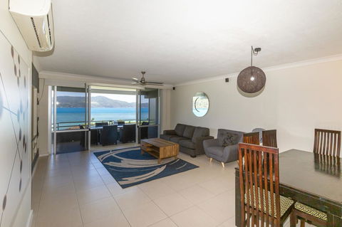 Beach Lodges - Accommodation Gladstone 2