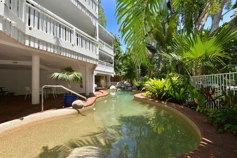 The White House Port Douglas - Accommodation Gladstone 20