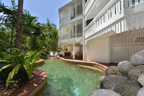 The White House Port Douglas - Accommodation Gladstone 18