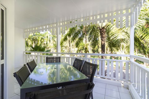 The White House Port Douglas - Accommodation Gladstone 34