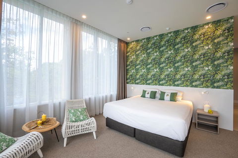 Pacific Hotel Cairns - Accommodation Gladstone 0