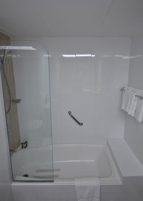 Pacific Hotel Cairns - Accommodation Gladstone 40