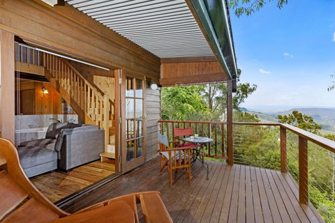 The Polish Place - Accommodation Gladstone 5