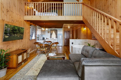 The Polish Place - Accommodation Gladstone 13