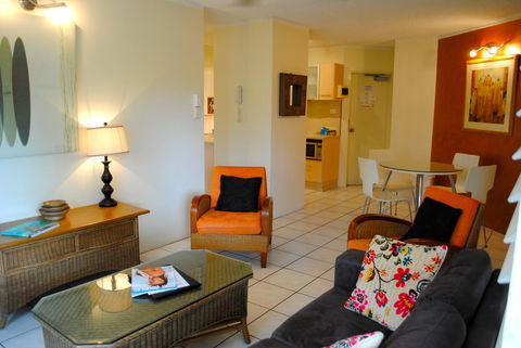 The Port Douglas Queenslander - Accommodation Gladstone 28