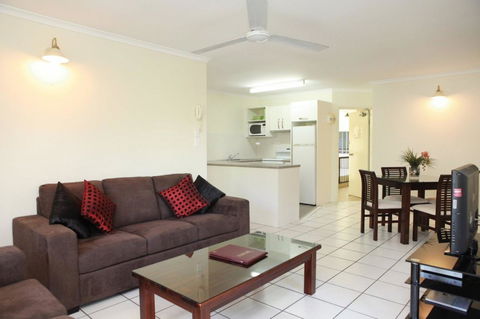 The Port Douglas Queenslander - Accommodation Gladstone 32