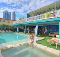 Backpackers In Paradise Resort - Accommodation Gladstone