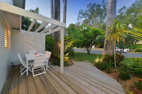 [ ANDY'S BEACH HOUSE ] - Accommodation Gladstone 14