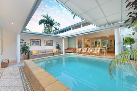 [ ANDY'S BEACH HOUSE ] - Accommodation Gladstone 16