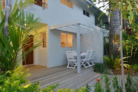 [ ANDY'S BEACH HOUSE ] - Accommodation Gladstone 8