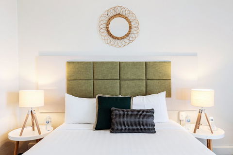 Greenmount Beach House - Accommodation Gladstone 0
